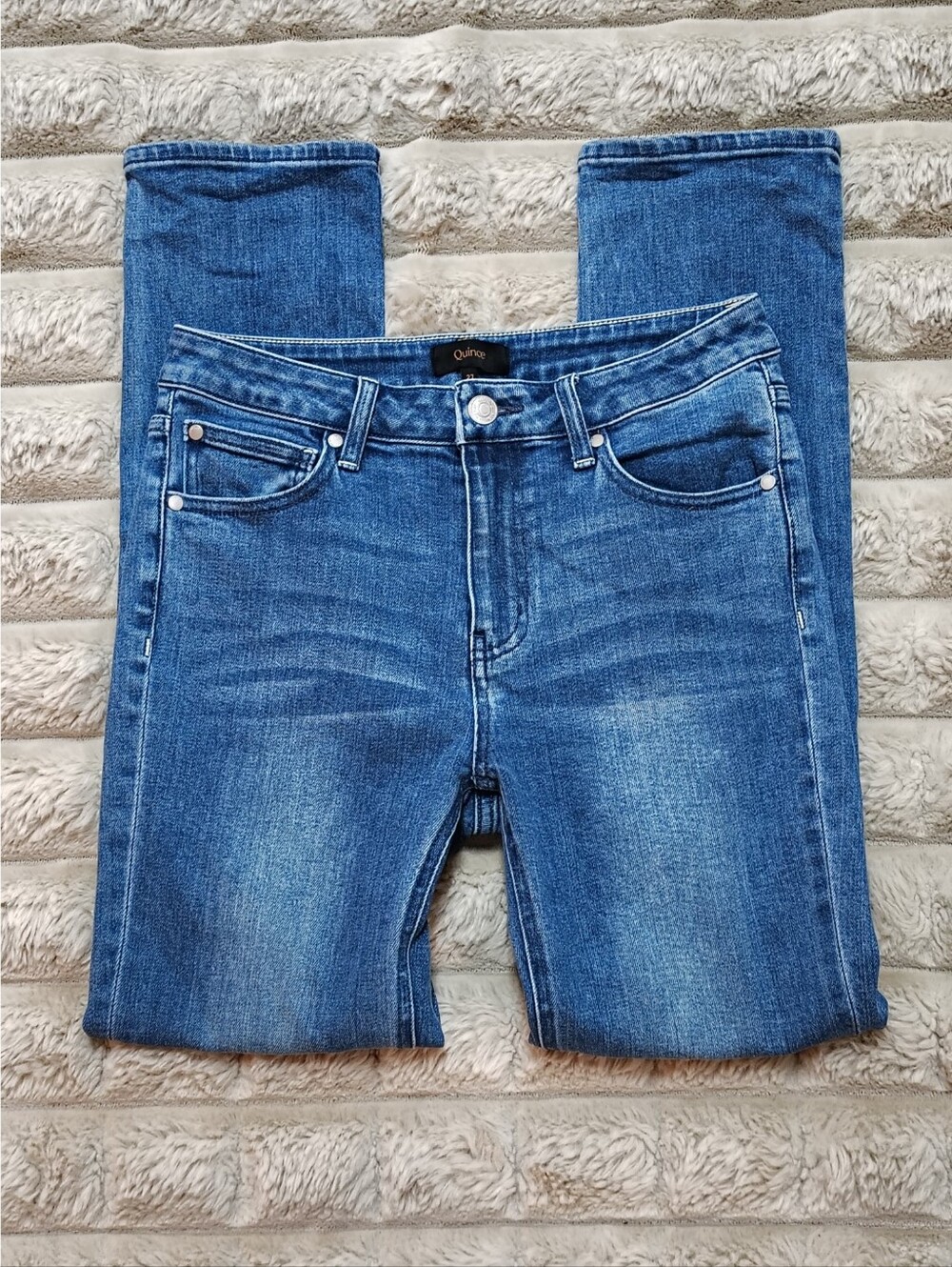 Quince Stretch Mid Rise Slim Straight Jeans Women's 27 Medium Wash Minimalist - Picture 11 of 14